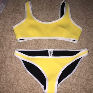 Hoaka bikini SET